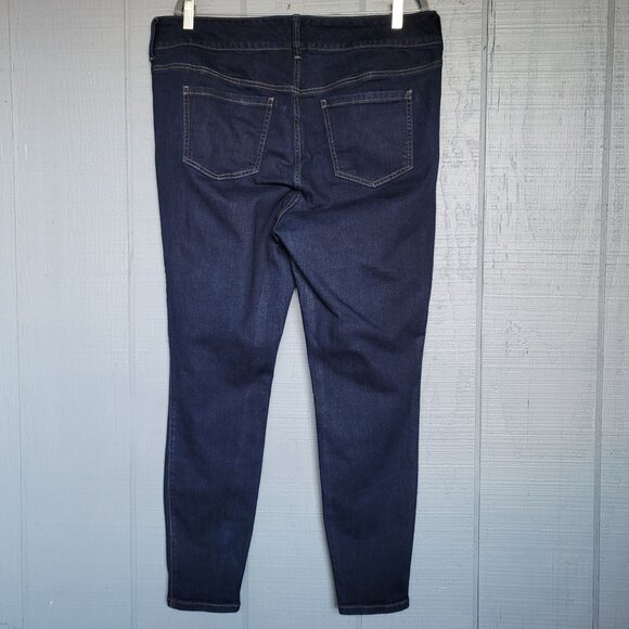 Torrid Super Soft High-Rise Jegging ITEM#14873466. Size 18R - Picture 2 of 7
